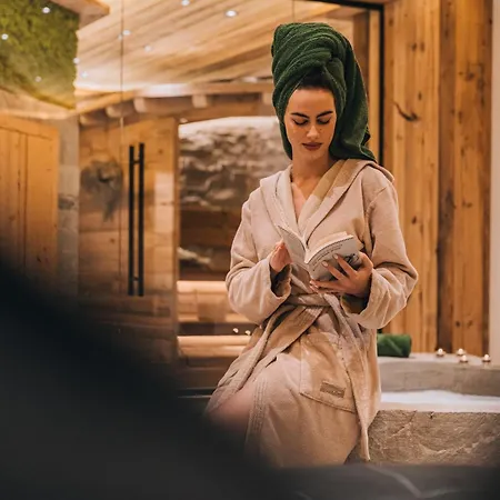 Апартаменты Tauernflair Premium Bergkristall Фуш-ан-дер-Гросглокнерштрассе