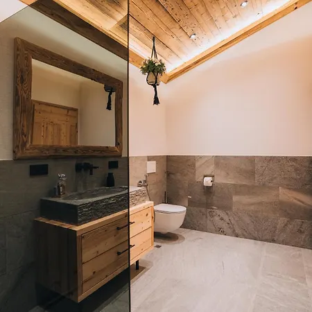 Tauernflair Premium Bergkristall * 弗希安德格洛可尼